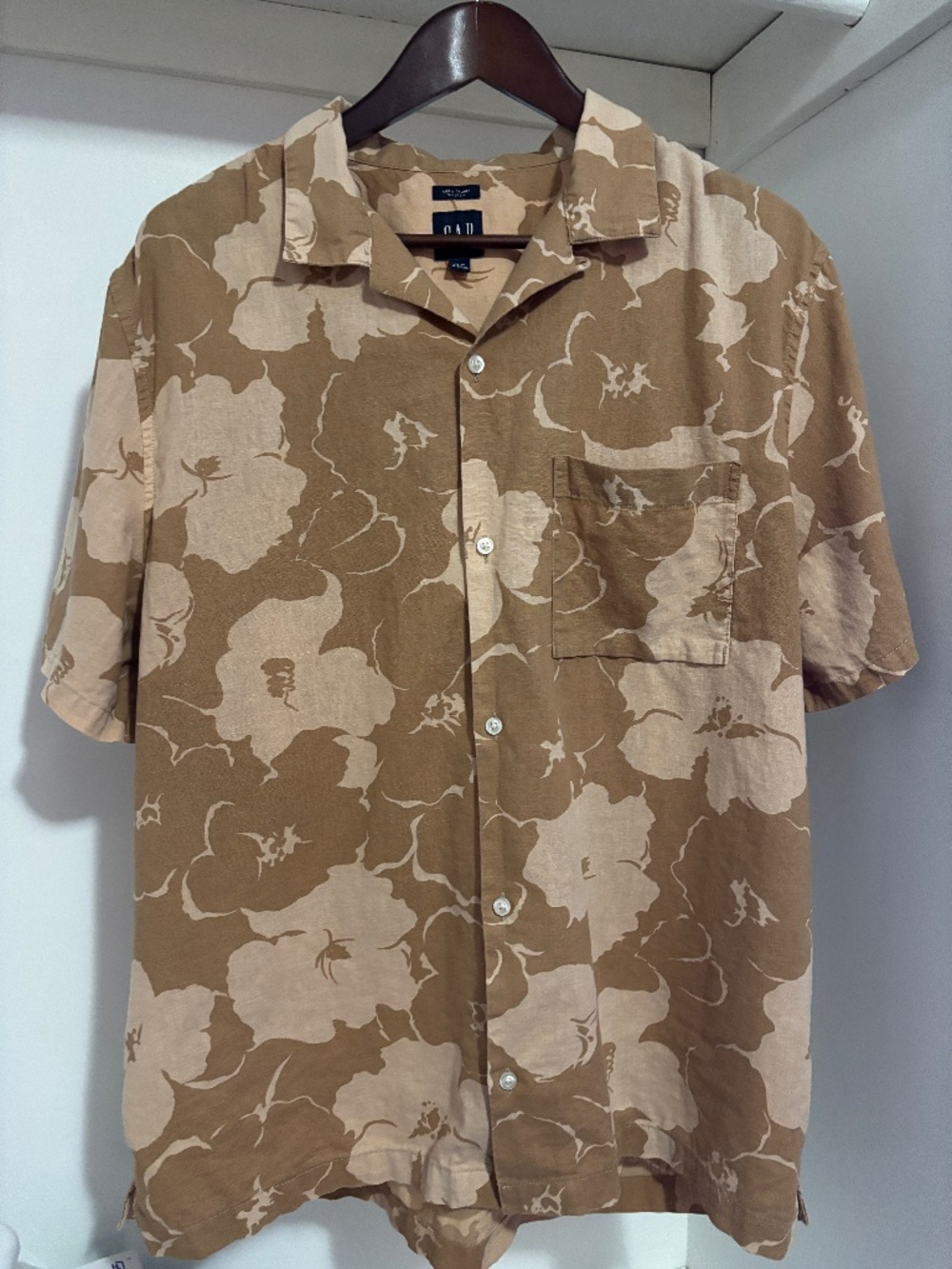 Gap Men's Linen Short sleeve